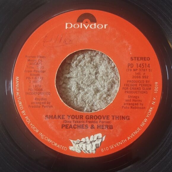 Peaches & Herb - SHAKE YOUR GROOVE THING/All YOUR LOVE (GIVE IT HERE) 45' Vinyl - Picture 1 of 3